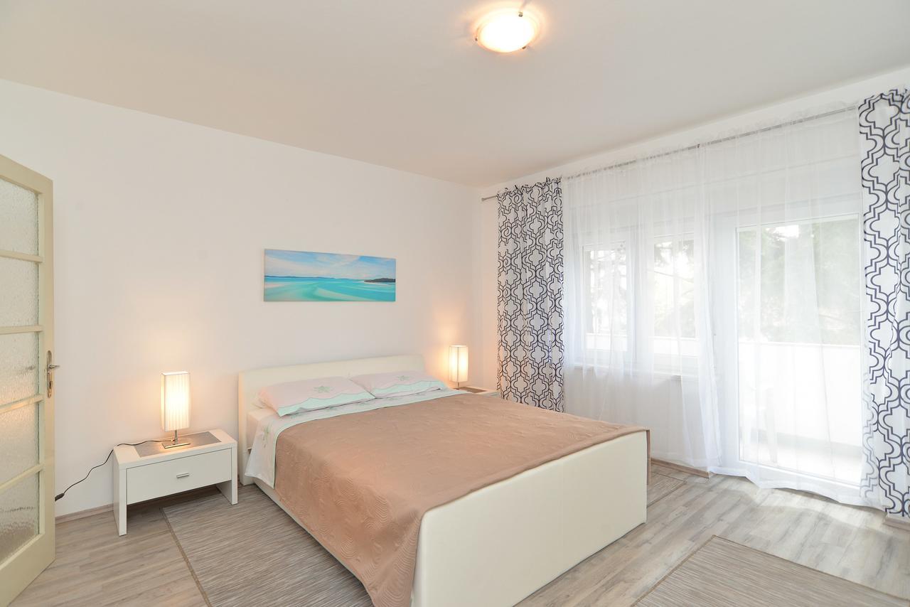 Apartment Branko 1601 Fažana Kültér fotó